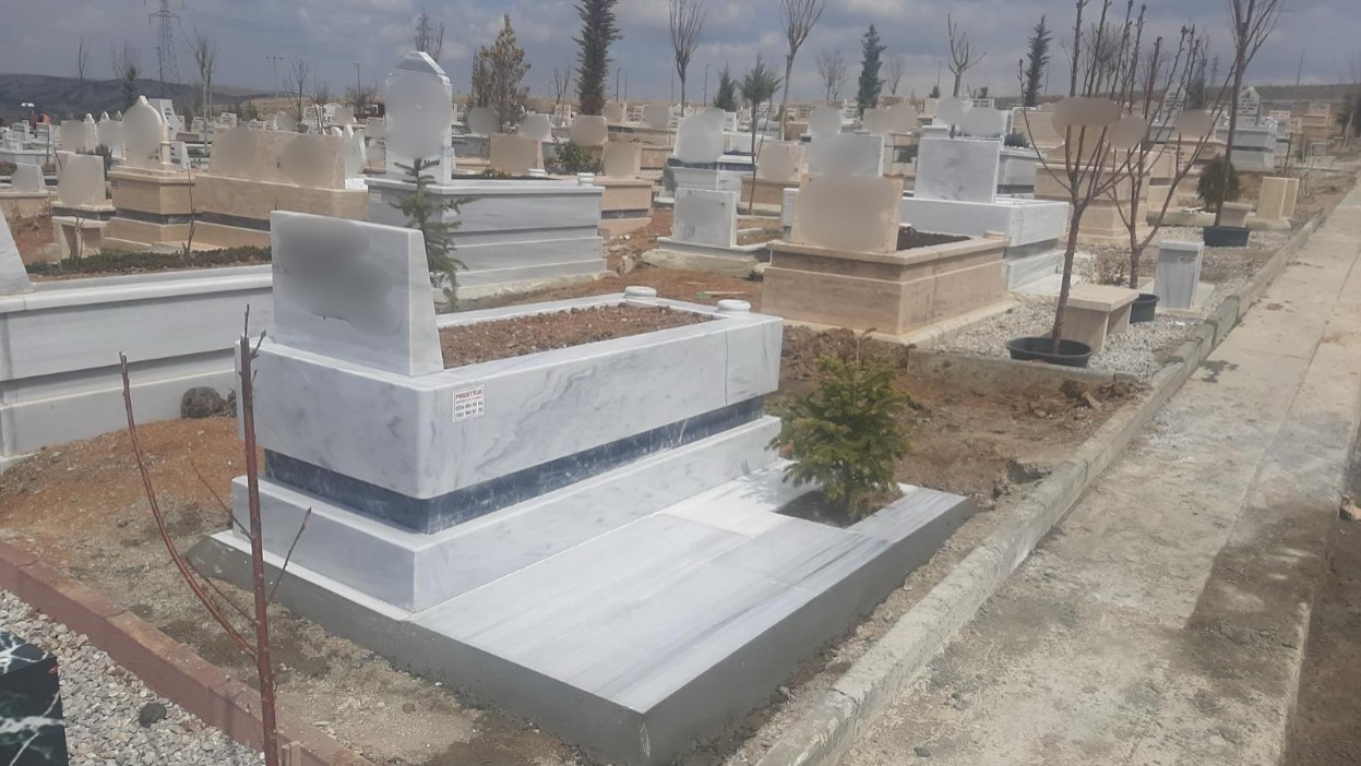 Lera Mermer Granit blok mezar modeli 12