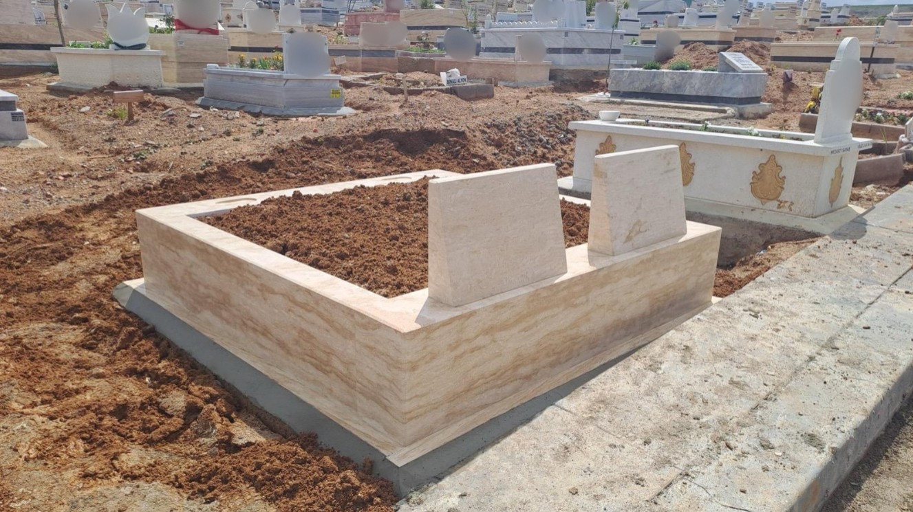 Lera Mermer Granit blok mezar modeli 14