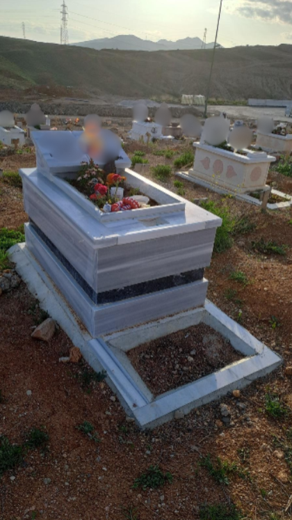 Lera Mermer Granit çocuk mezarı modeli 9